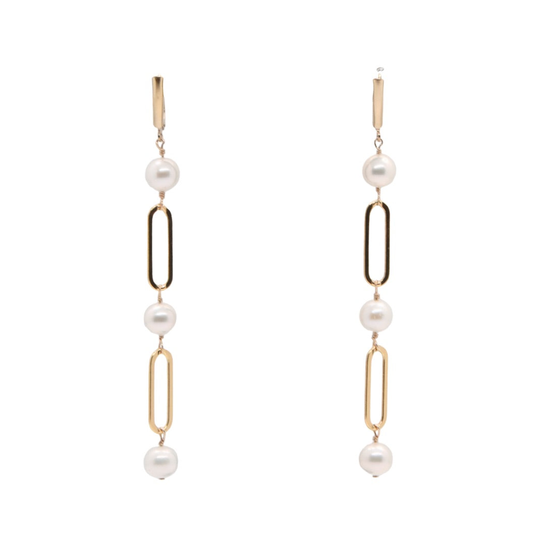 Sleek Pearl Earrings