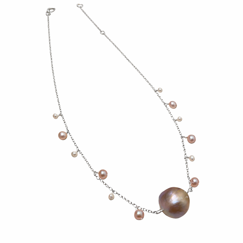 Collares de perlas de lavanda