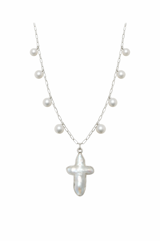 Collar de cruz con perlas