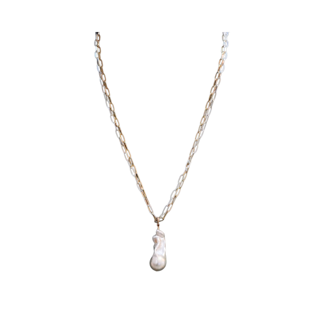 Baroque Pearl Drop Necklace